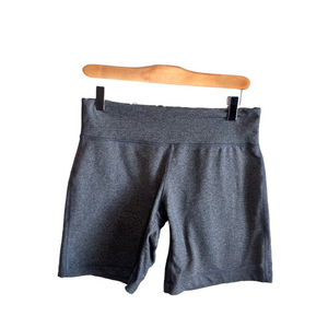 Lululemon High Waisted 8” Stretch Shorts 8